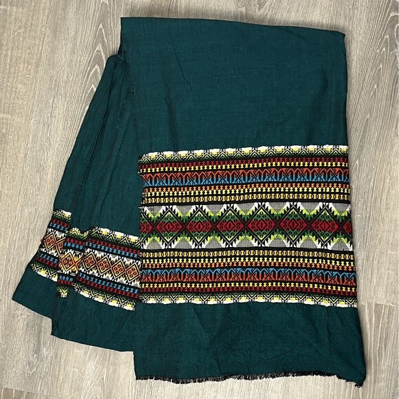 Table Runner Embroidered Green Multicolor Topper Geometric Boho 154 X 36 Long‎ - Picture 1 of 5